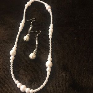 Safire white pear jewelry set